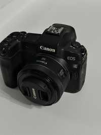 Продам фотоаппарат Canon EOS R