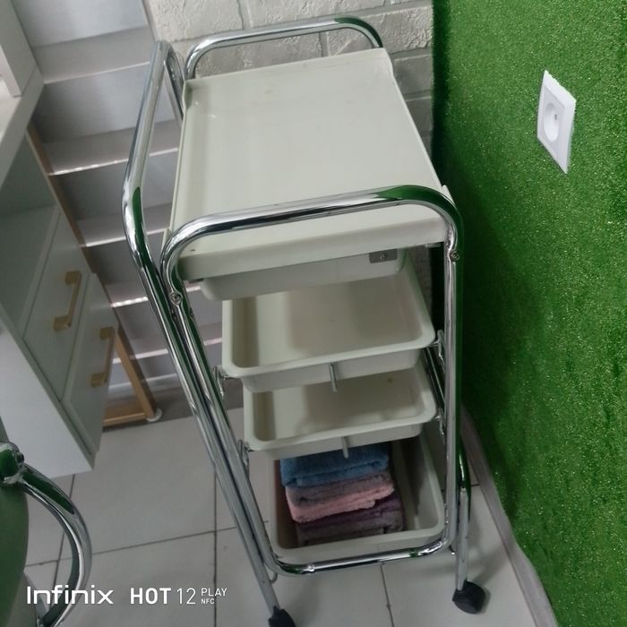 Guzalik salon jixoslari sotiladi