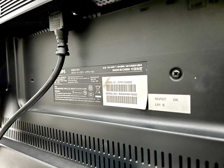 Плазменный телевизор Philips 37pfl7422 37''