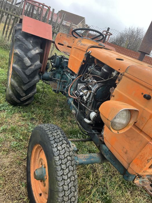 Tractor fiat 445
