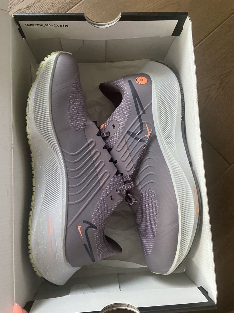 Маратонки Nike