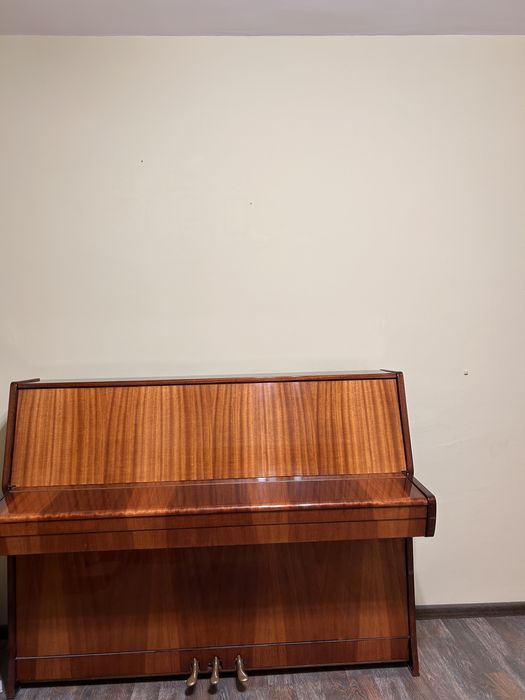 Пиано Беларус С Три Педала