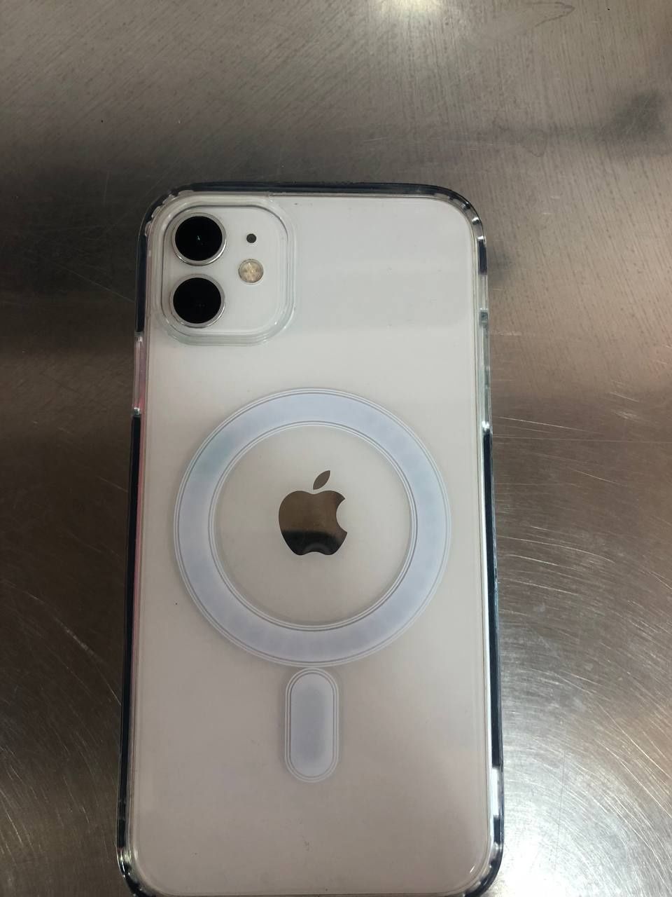 iPhone 11 kafolati bilan