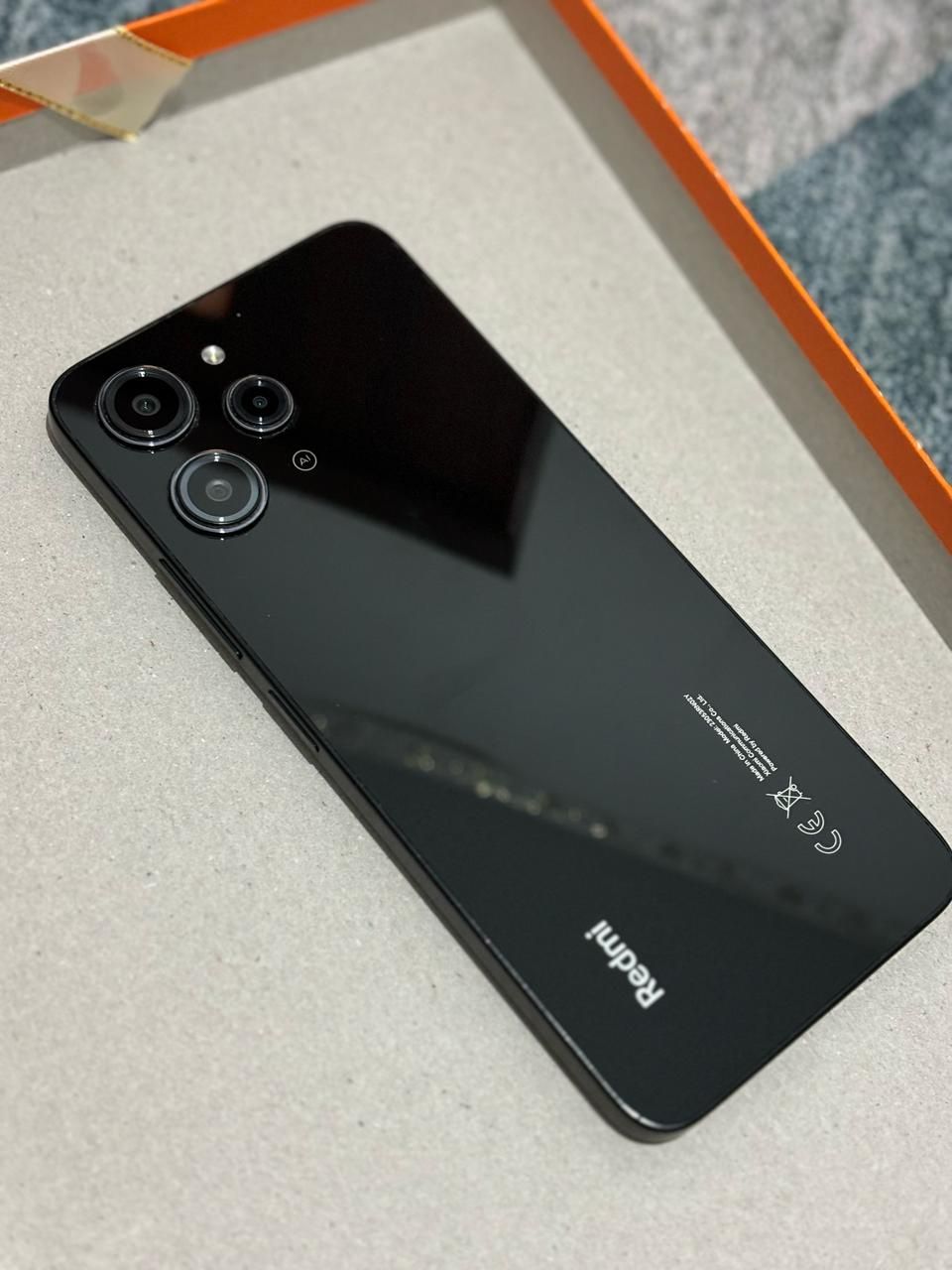 Redmi 12 жақсы жағдайда