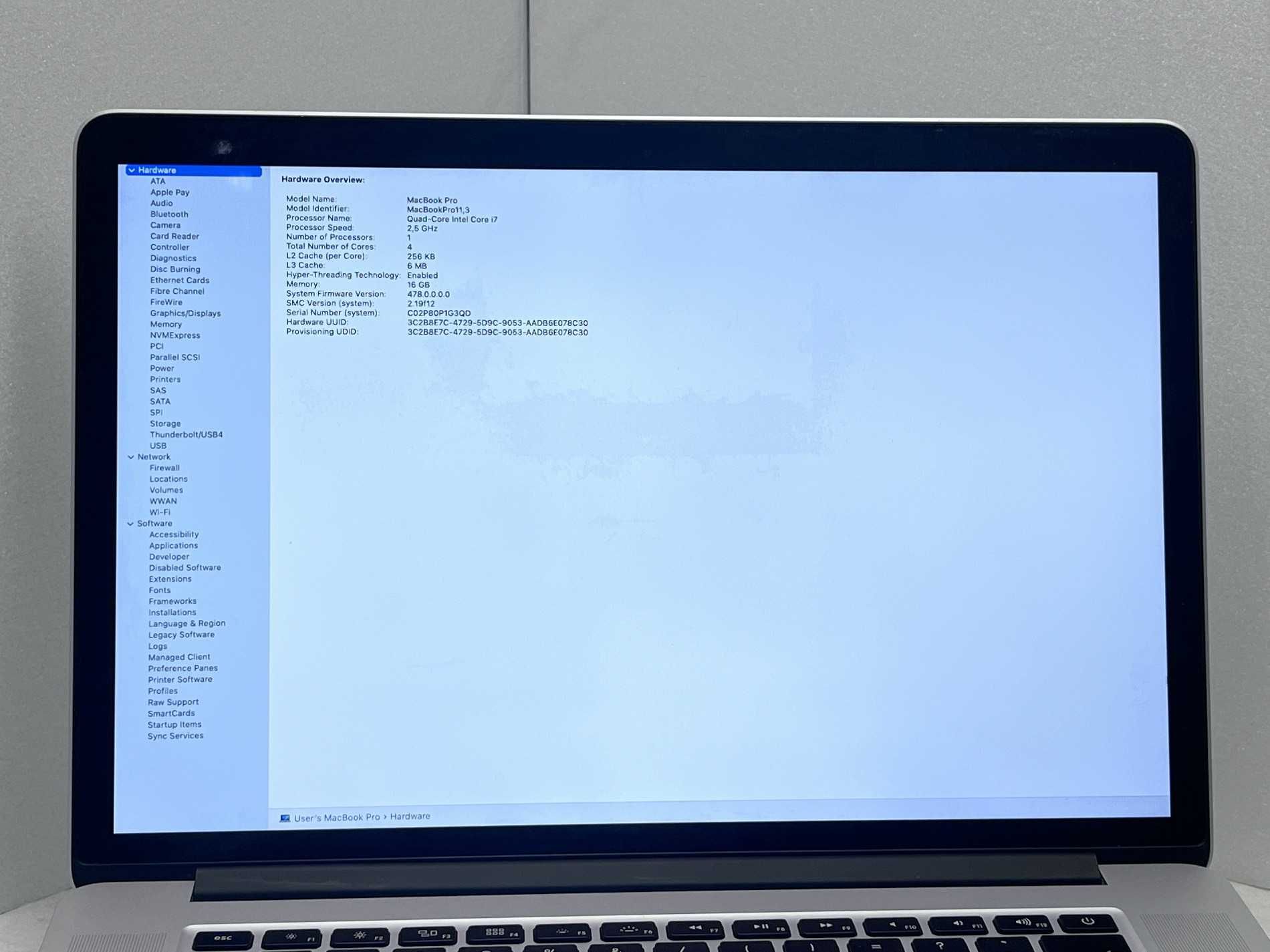 Apple MacBookPro 11.3 Mid-2014 i7 16GB 500GB / -> Добро състояние