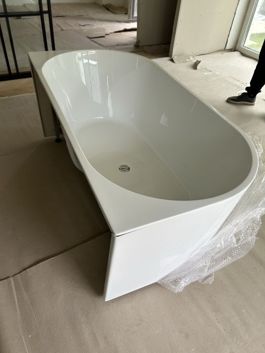 Cada birka freestanding 1500x750 (Cluj-Napoca)
