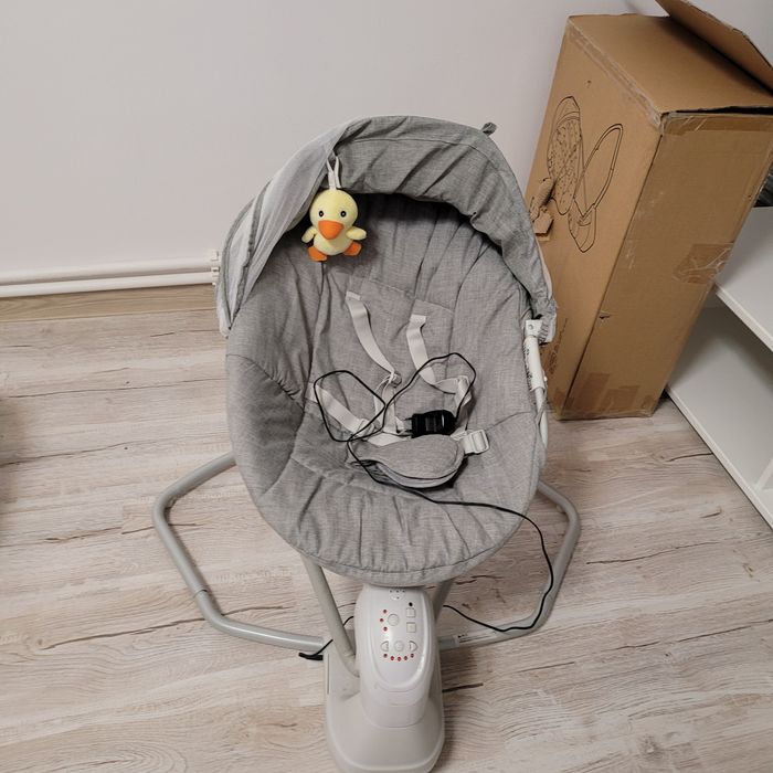 Leagăn bebe cu muzică și vibrații