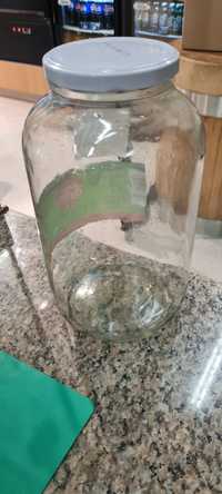 Vand borcane din sticla cu , capac metalic