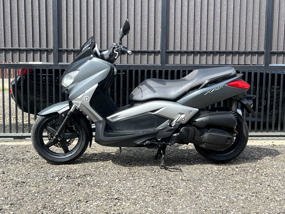 Yamaha X-max 125 cc 
RATE Fara Avans
