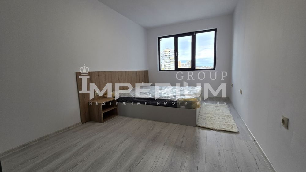 Чисто нов ТРИстаен, ЮЖЕН апартамент * СРЕДЕН ЕТАЖ * АСАНСЬОР, Базар Л