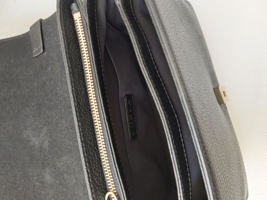 ПРОМО Furla Dafne чанта