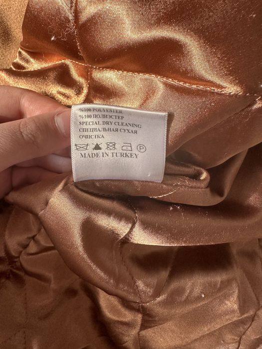 Продается зимнее пальто Loreta