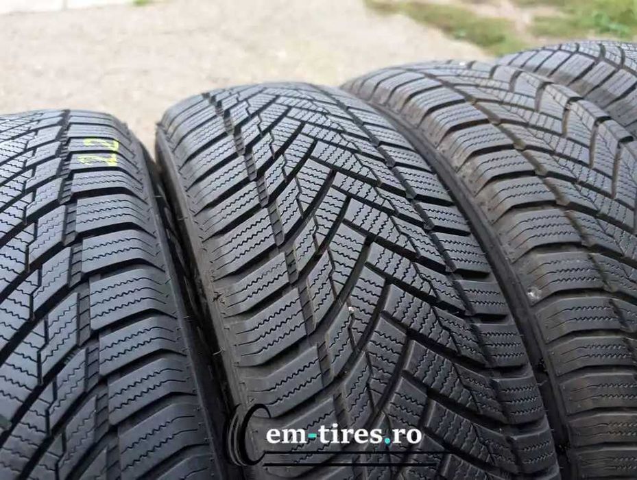 SET 4 Anvelope Iarna 175/70 R14 TOURADOR Wintre Pro TS1 88T