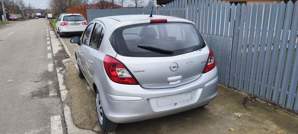 Opel CORSA D 2008