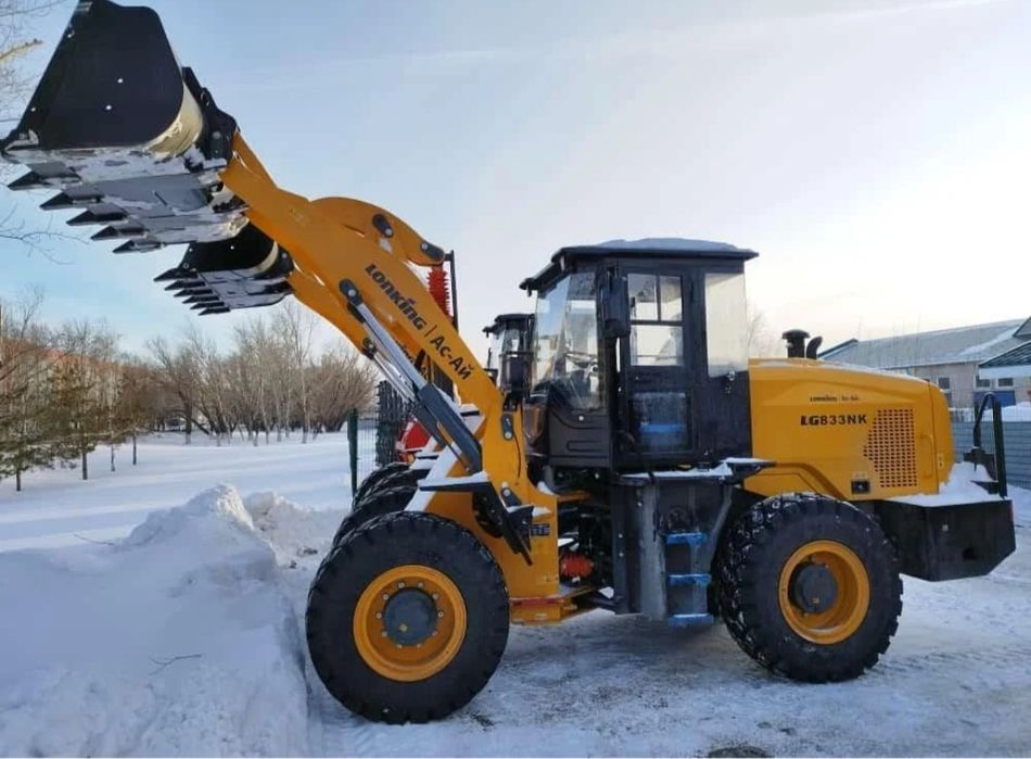 Уборка территорий от снега и мусора