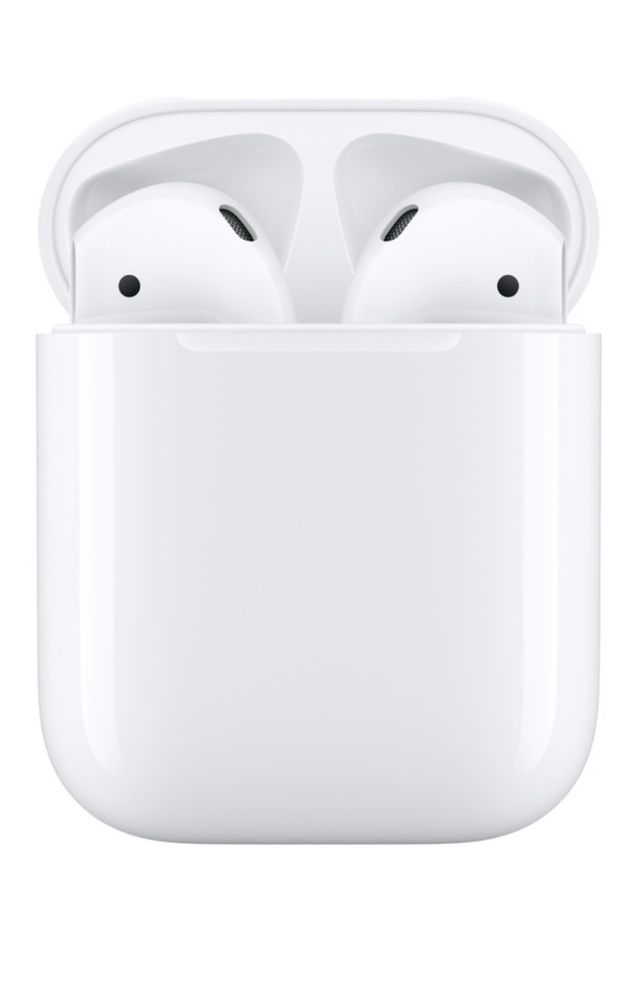 Apple AirPods with Charging Case белый