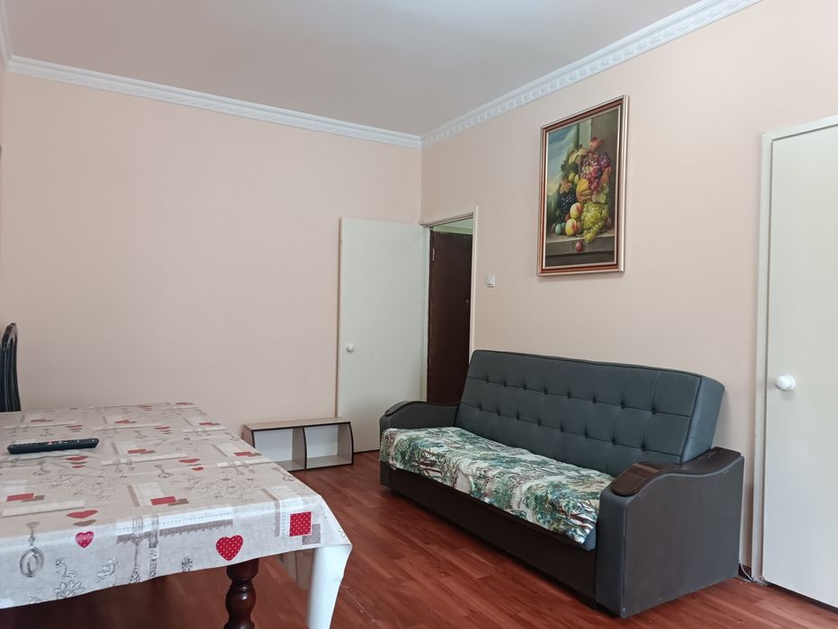 Сдам квартиру двухкомнатную на третьем этаже после ремонта с мебелью т