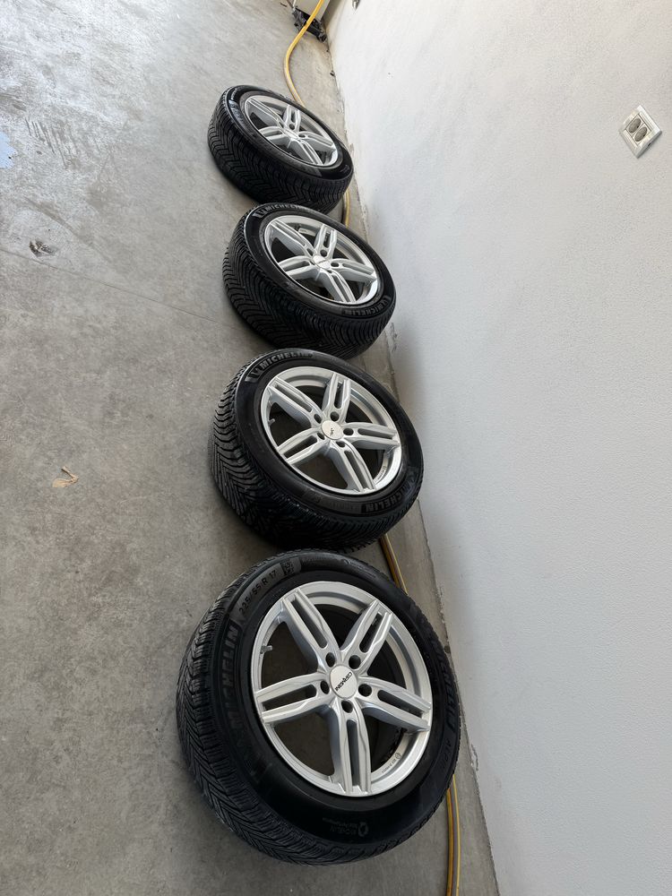 Jante aluminiu cu cauciucuri 225/55/17