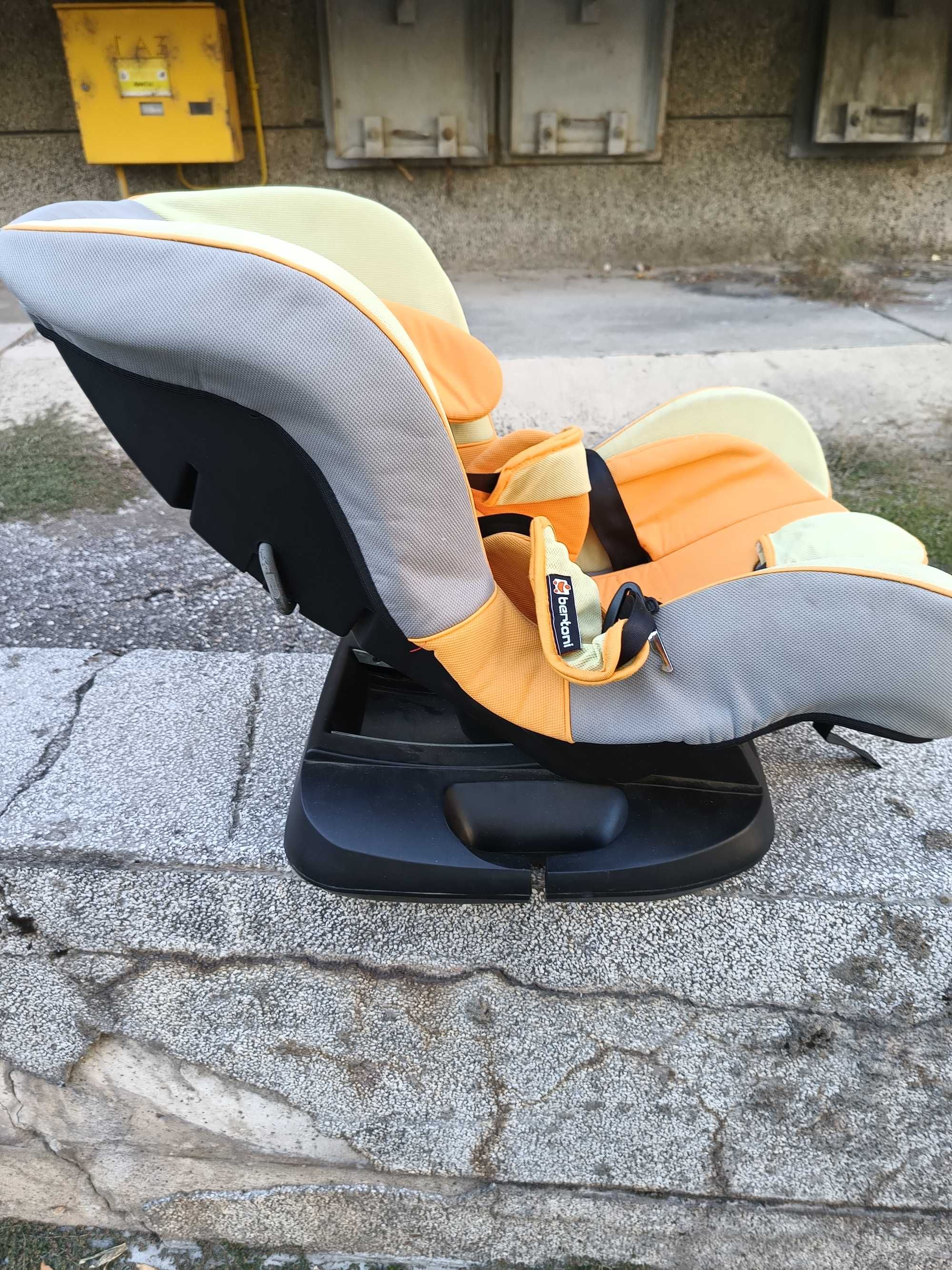 Столче за кола Bertoni Concord