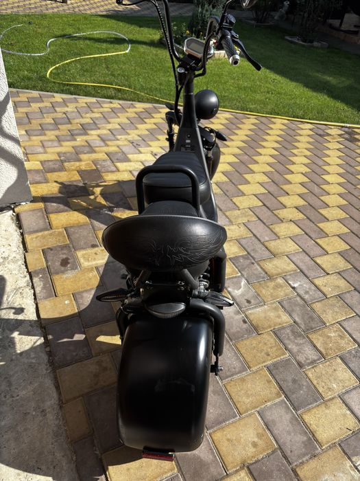 Vand scuter electric harley