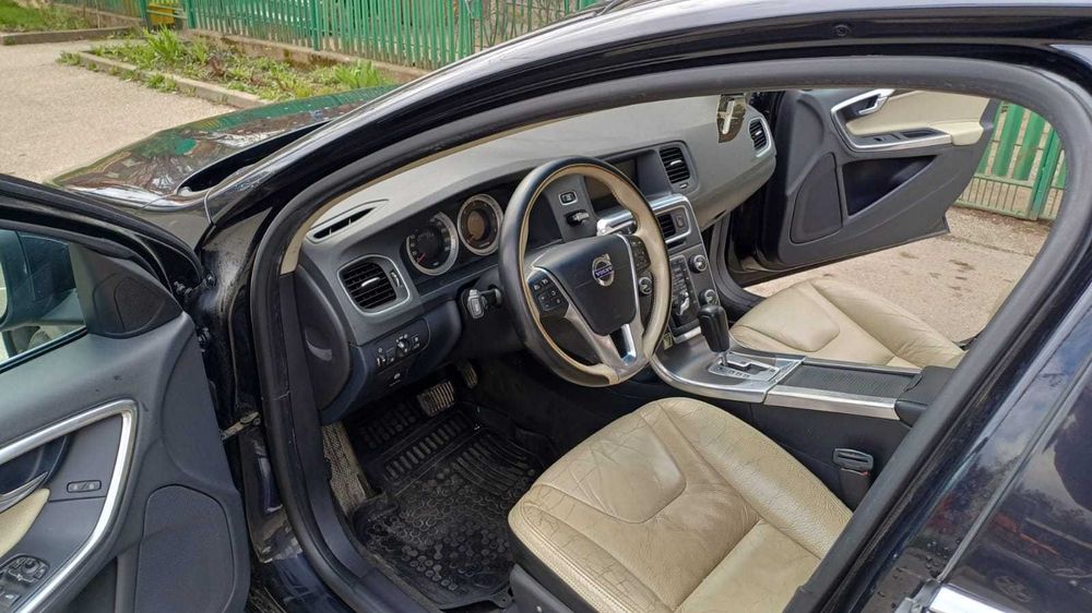VOLVO S60 an fabricatie 2011