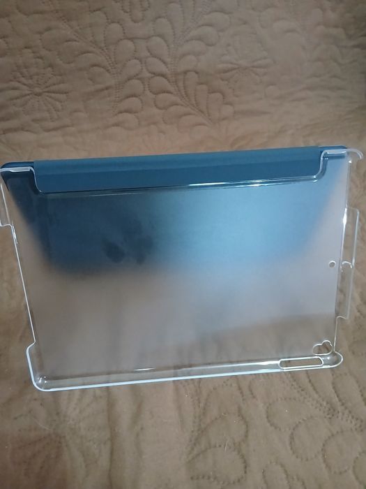 Калъфи за iPad 7,8 9 , 10,2 инча ,два броя чисто нови.
