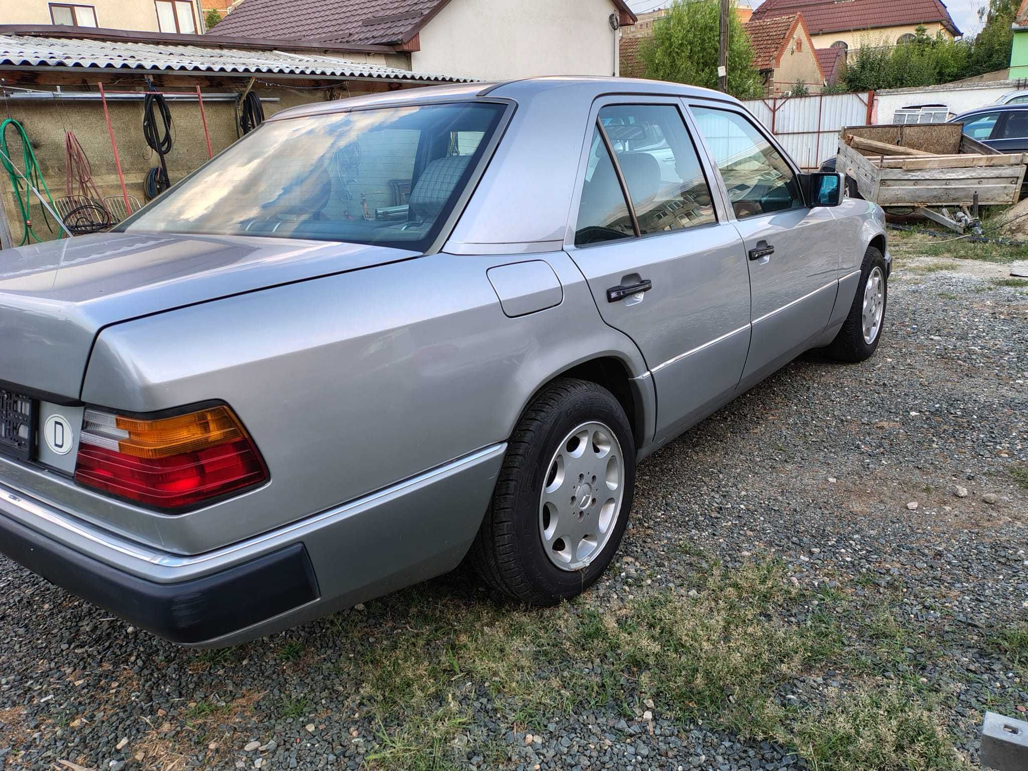 Mercedes-Benz W124 2.3 Benzina An 1991