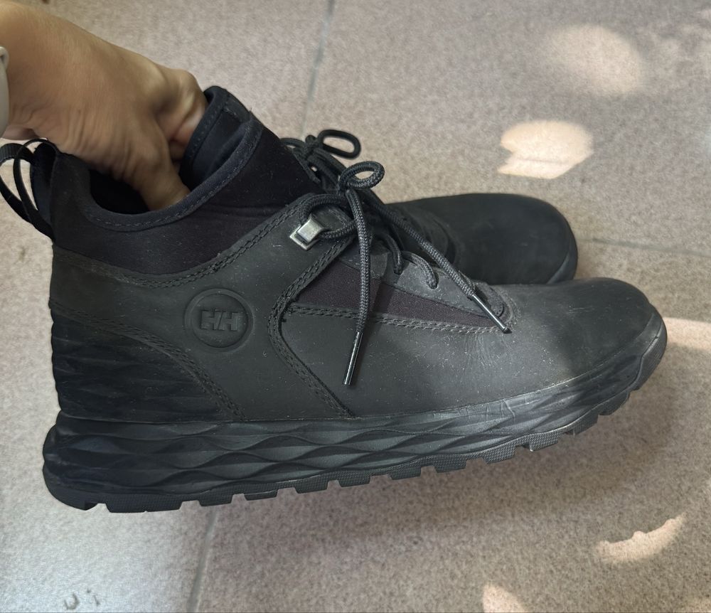Дамски обувки Helly Hansen
