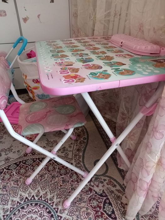Детский школьный стол