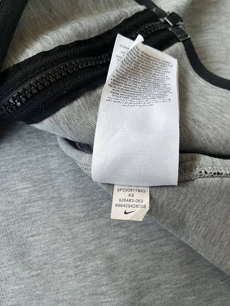 NIKE Tech Fleece : XS / Оригинал