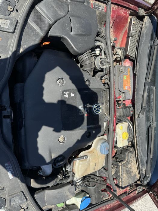 Пасат б5.5 2.5 дизел 6ск само на части