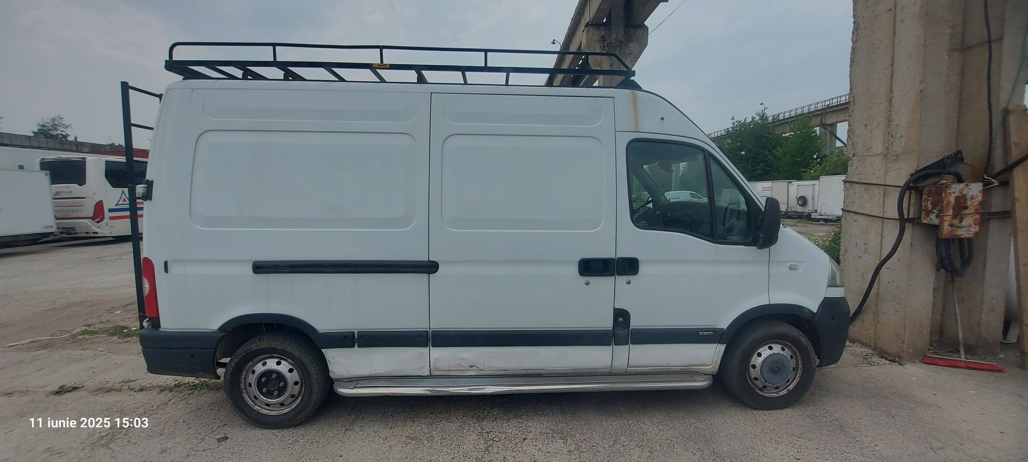 Opel Movano 2.5 L2H2