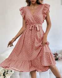 Лятна розова рокля на бели точки