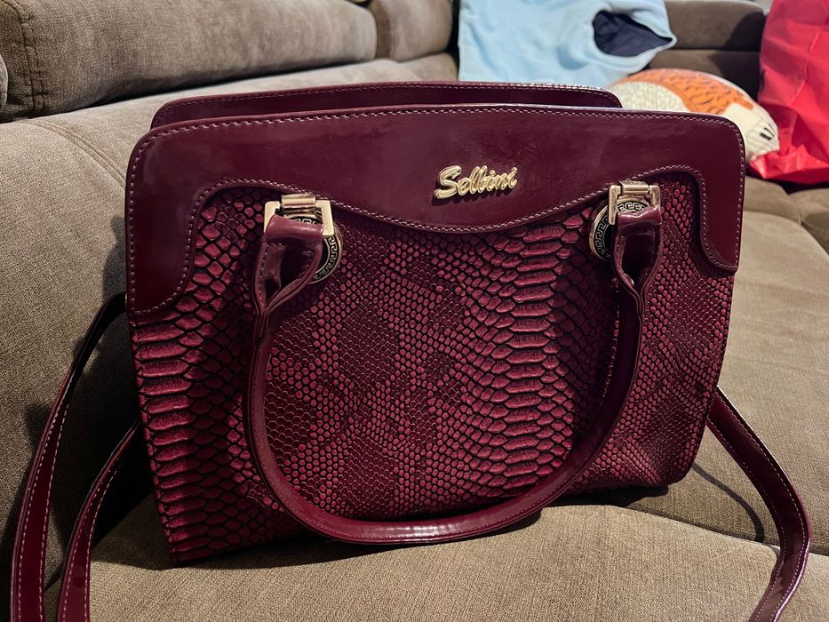 Нова дамска чанта с къси и дълга дръжка