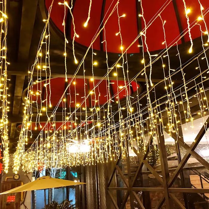 Уличная гирлянда бахрома