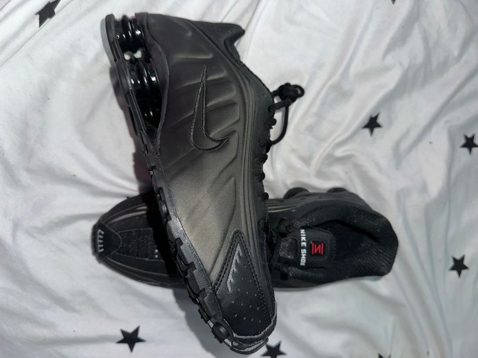 Vănd Adidași Nike shox r4 43 Noi!