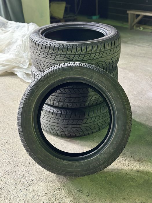 Шины зимние. Rav4