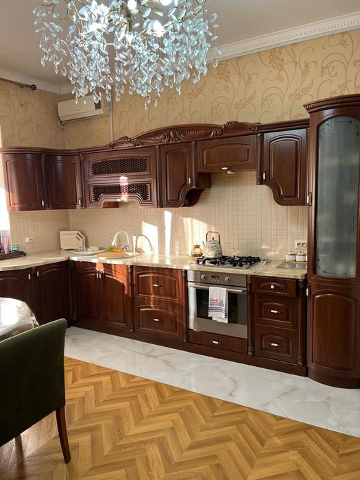 Кухонная мебель .