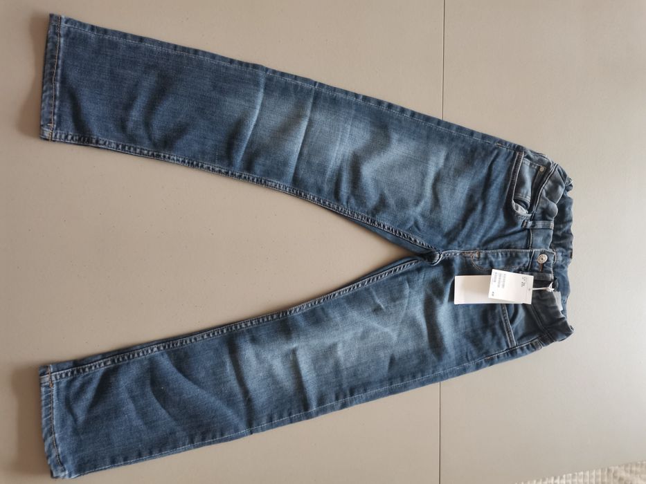 нови Дънки за момче на H&M 9год  Reserved  158 см