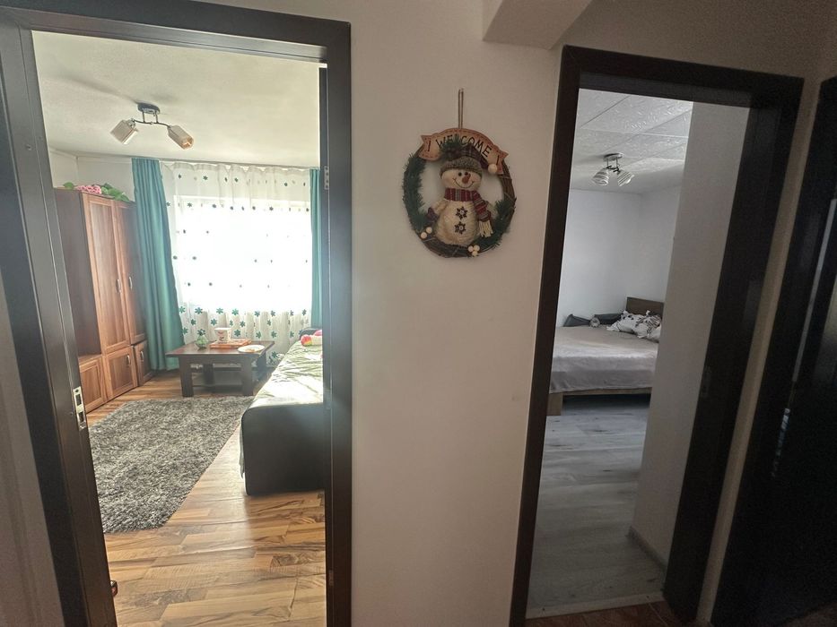 Apartament 2 camere de vânzare – bloc reabilitat termic, etaj 2/4