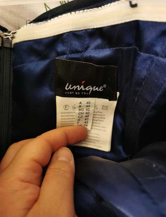 Rochie Unique marime 40, cu cristale swarowski