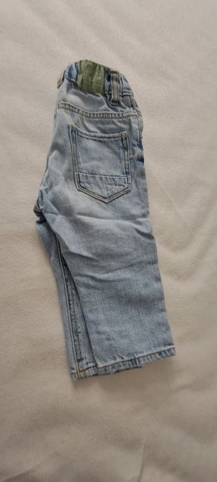 Vând blugi băieți marca Zara marimea 80