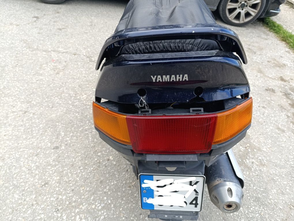 Продавам yamaha majesty 250 DX