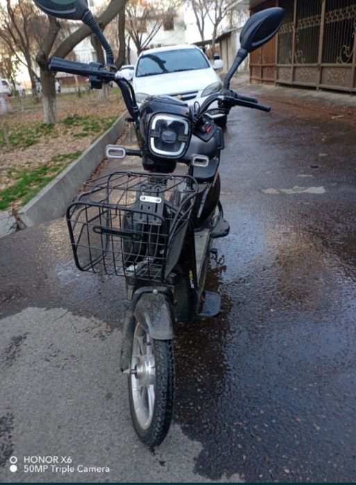 Skuter akumlyator otirib qogan!!!