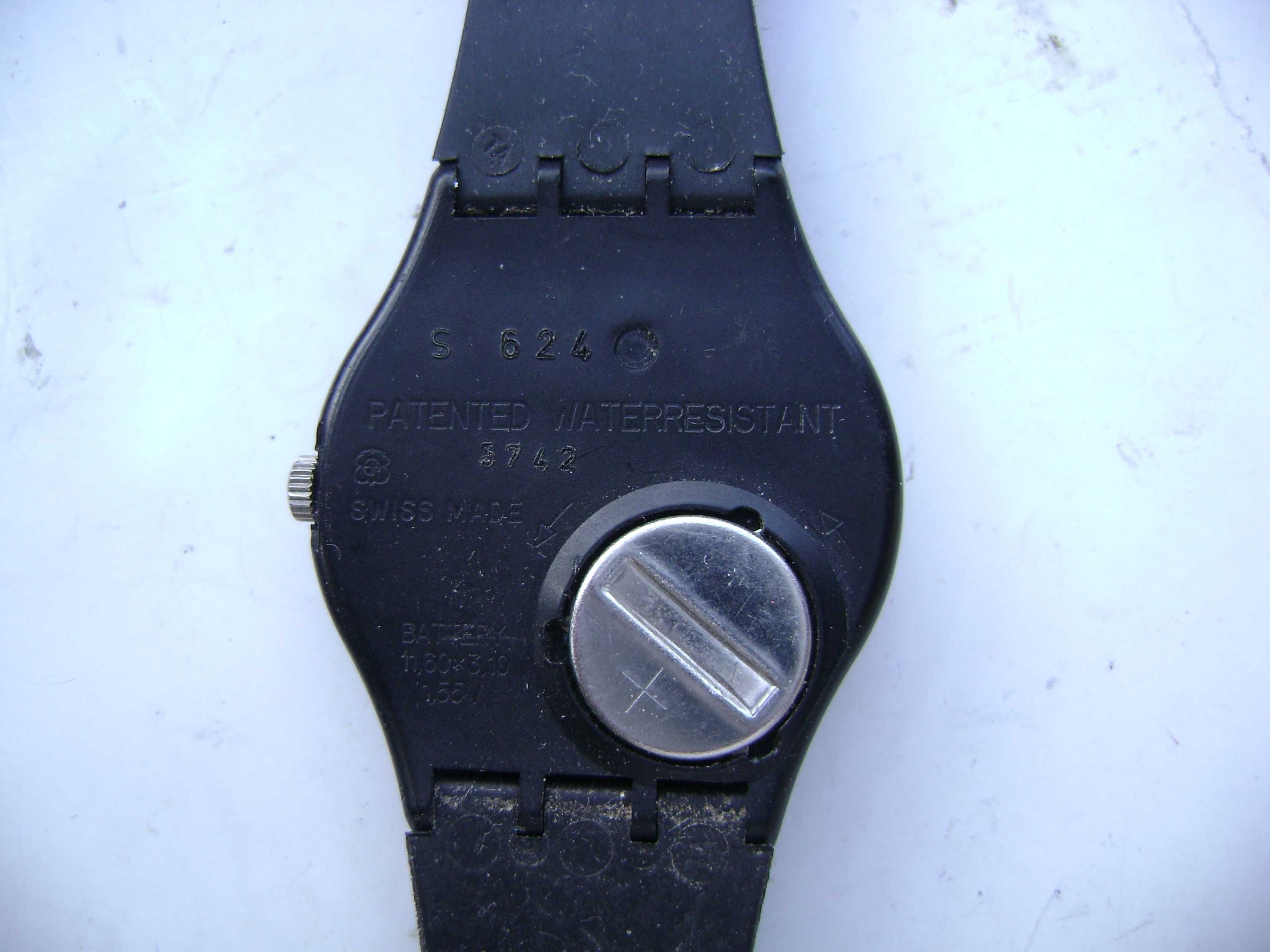 Продавам 5 броя кварцови часовника Guess,C.Comberti,Swatch,Master Anke