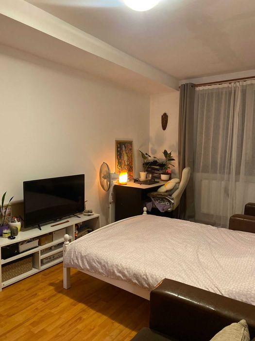 Apartament cu o camera de inchiriat (Strada Oasului, nr. 86-90)