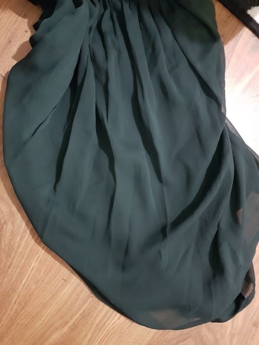 Rochie About You,mar 36,noua doar spalata,culoarea verde inchis