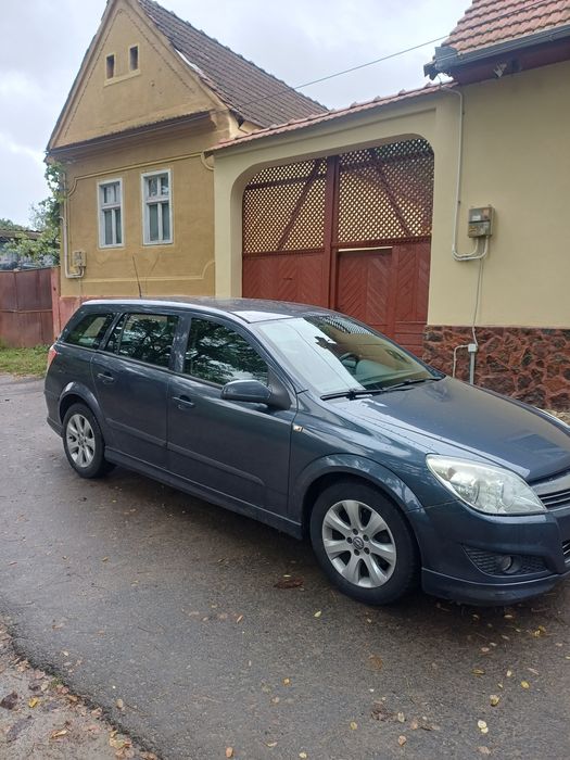Vând opel astra 17 dizel
