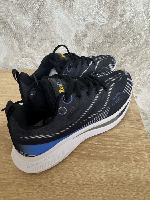 Беговые легкие кросовка 41-42