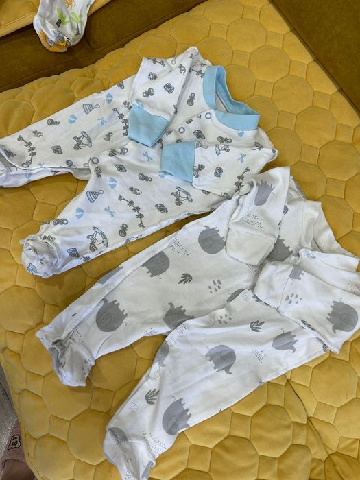 Продам детские вещи